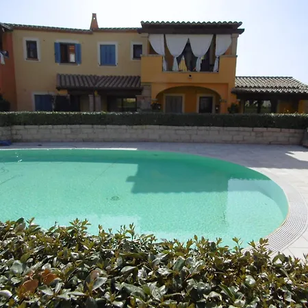 Casa de Férias La Pineta, Piscina Costa Dorata